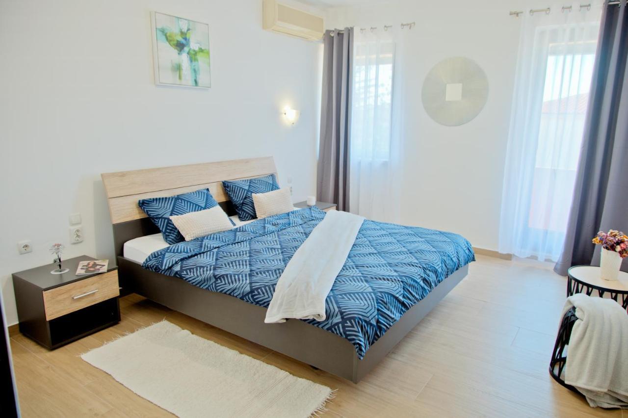 Apartment Karolina - Green Oasis Pula Exterior foto